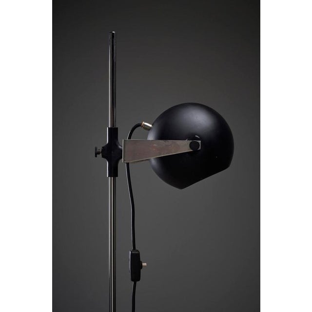 1960s Minimalist Black Sphere Adjustable Floor Lamp with Chrome Stem, 1960s For Sale - Image 5 of 10