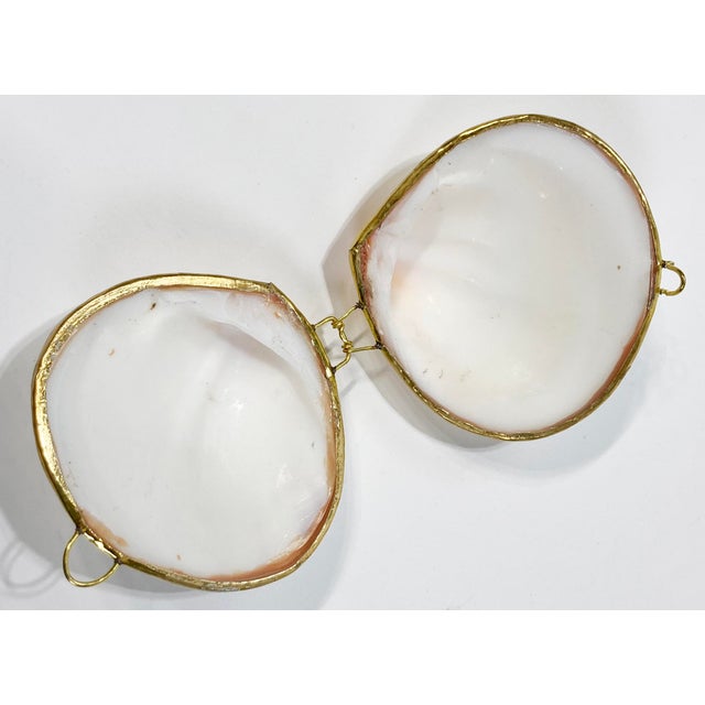 Vintage Pearlized Clam Shell Trinket Box For Sale In Kansas City - Image 6 of 6