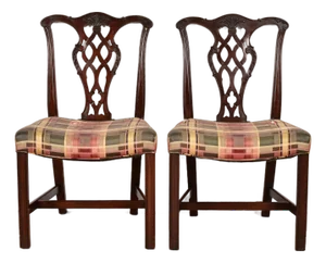 Baker Furniture Style Georgian Carved Mahogany Side Chairs or Dining Chairs, Pair