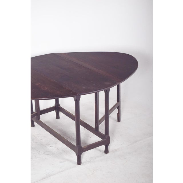 Brown Vintage Portuguese Flip Flap Oval-Top Table, 1920s For Sale - Image 8 of 11