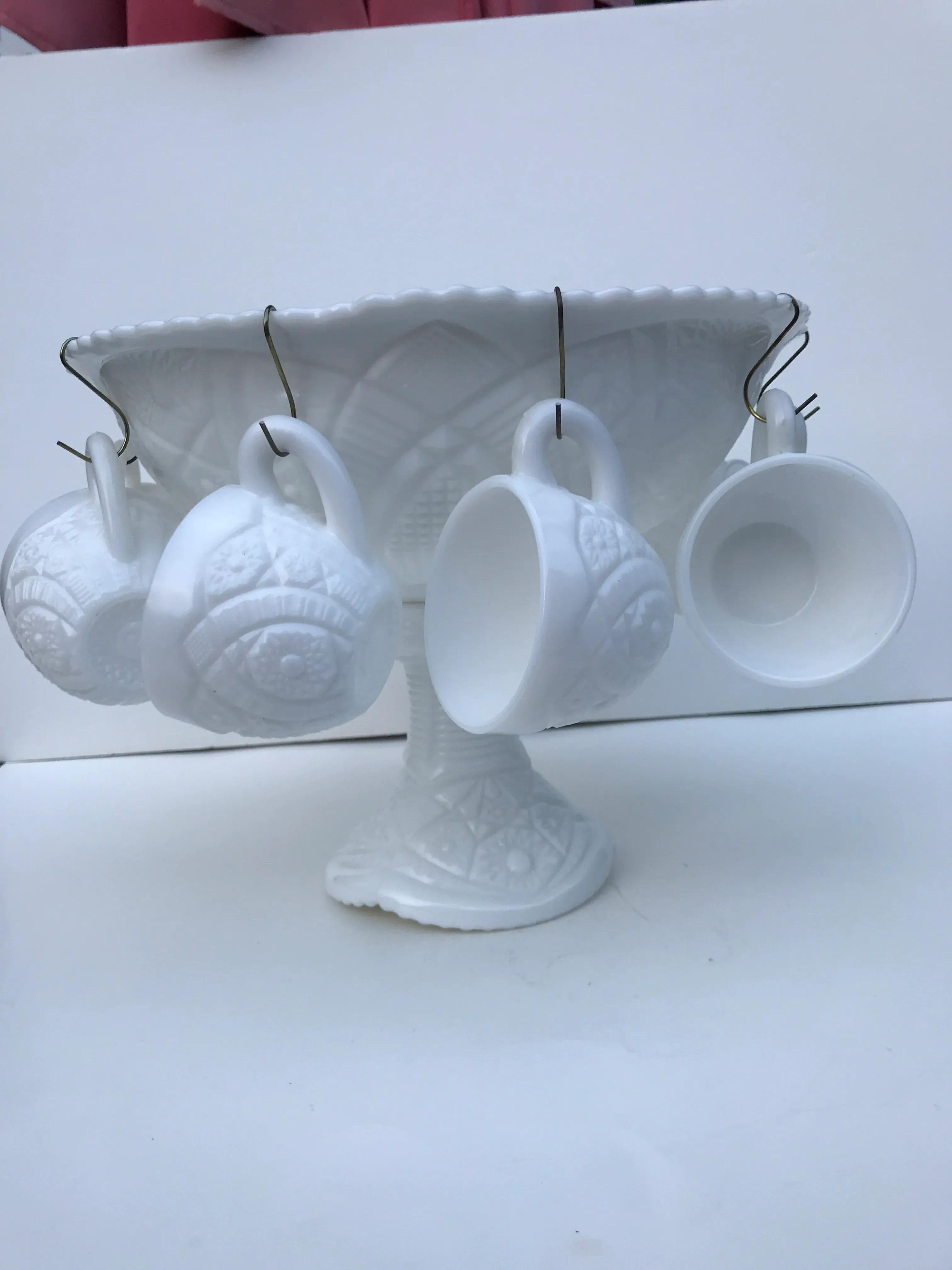 1930s Westmoreland McKee Milk Glass Punch Bowl Set- 25 Pieces