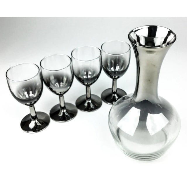 Contemporary Dorothy Thorpe Style Silver Rimmed Decanter & Glasses - Set of 5 For Sale - Image 3 of 13