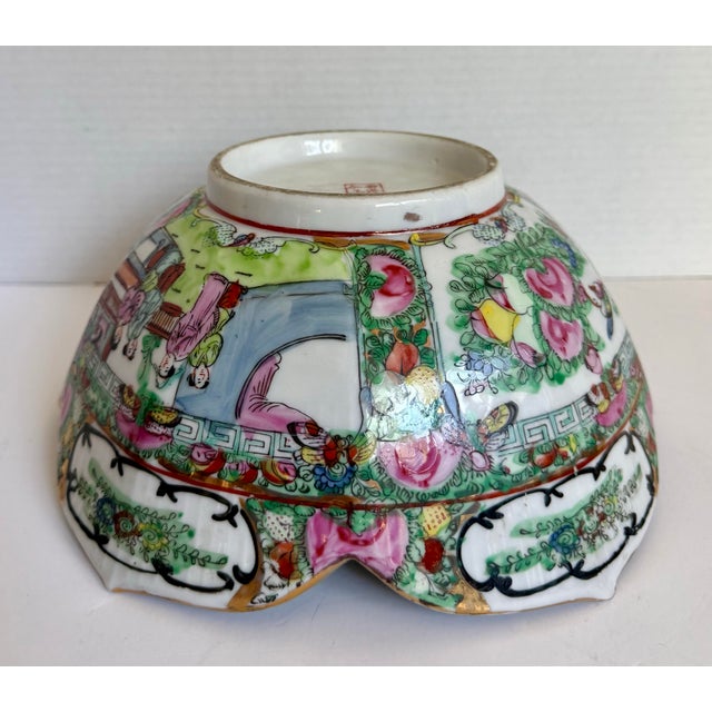 Late 19th Century Chinese Famille Rose Porcelain Bowl For Sale In Los Angeles - Image 6 of 10