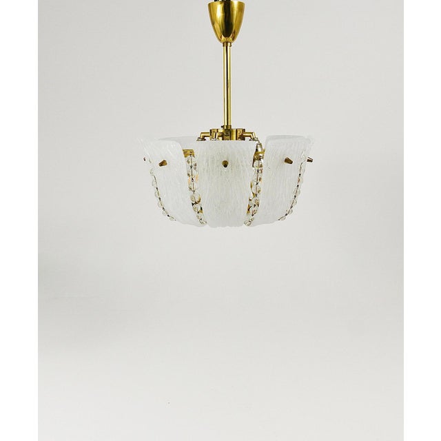 Petite Curved Basket Chandelier in Brass & Glass attributed to J. T. Kalmar for Kalmar, Austria, 1950s For Sale - Image 3 of 18