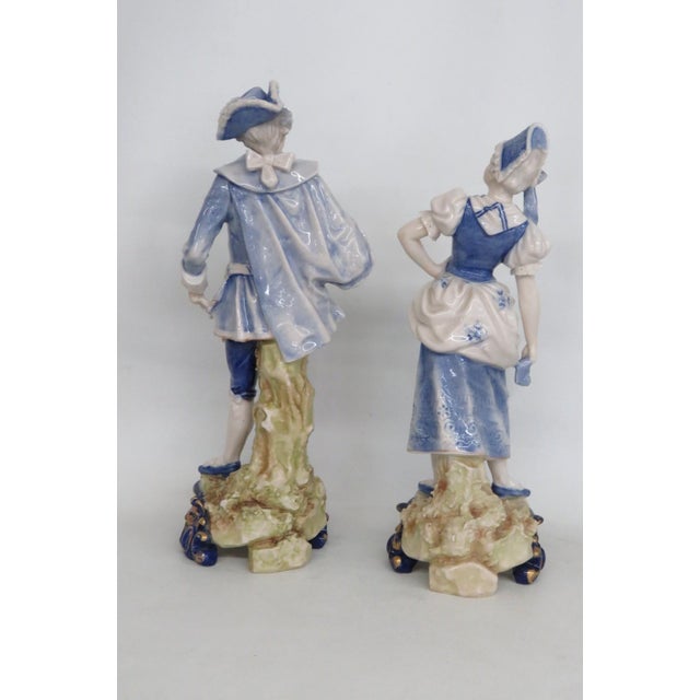 Rococo Porcelain Continental Couple Pair of 2 Figurines 18th Century Style Attire 5069b For Sale - Image 3 of 17