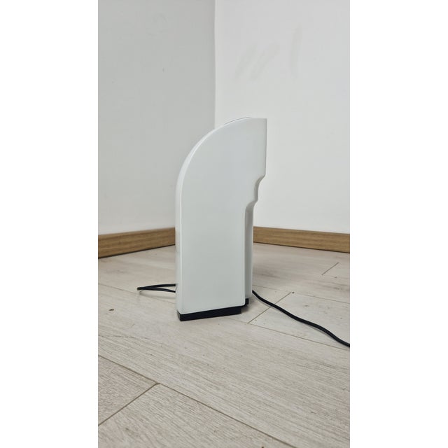 Small Tiki Table Lamp by Kazuhide Takahama for Leucos, 1980s For Sale - Image 4 of 10