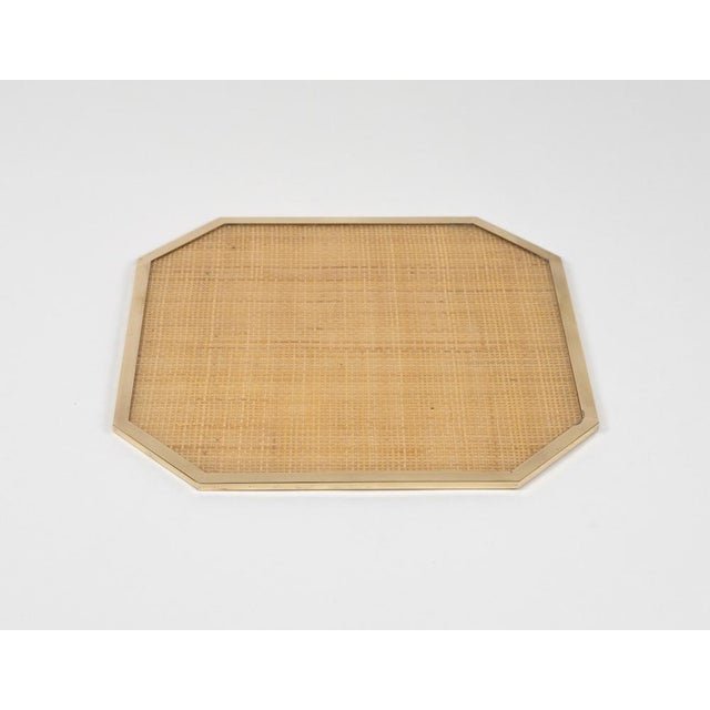 Christian Dior Placemat Serving Tray in Acrylic Glass, Brass & Wicker in the style of Christian Dior Style, Italy, 1970s For Sale - Image 4 of 14
