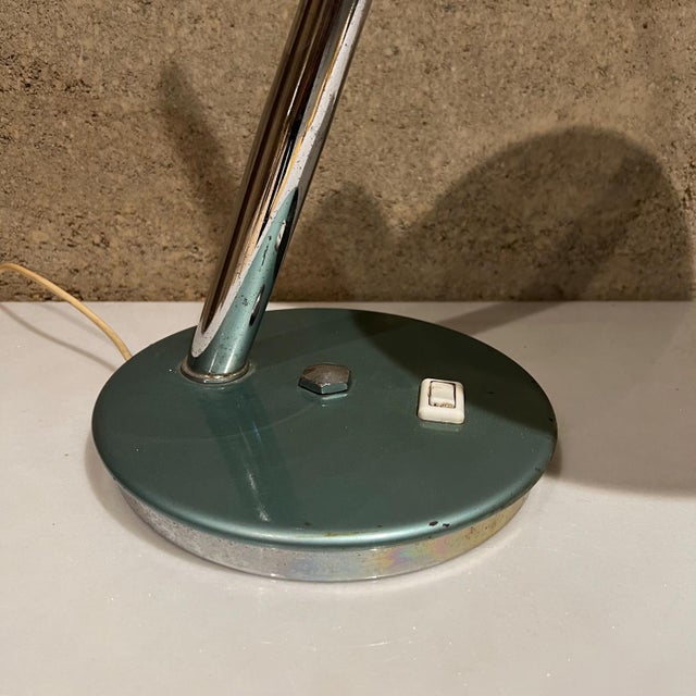 1960s 1960s Green Desk Lamp Space Age Boomerang After Luis Pérez De La Oliva Fase For Sale - Image 5 of 13