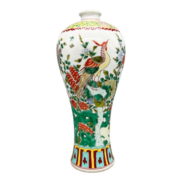 Large Hand-Painted Chinese Famille Verte Porcelain Vase With Phoenix – Chinoiserie / Asian Traditional For Sale