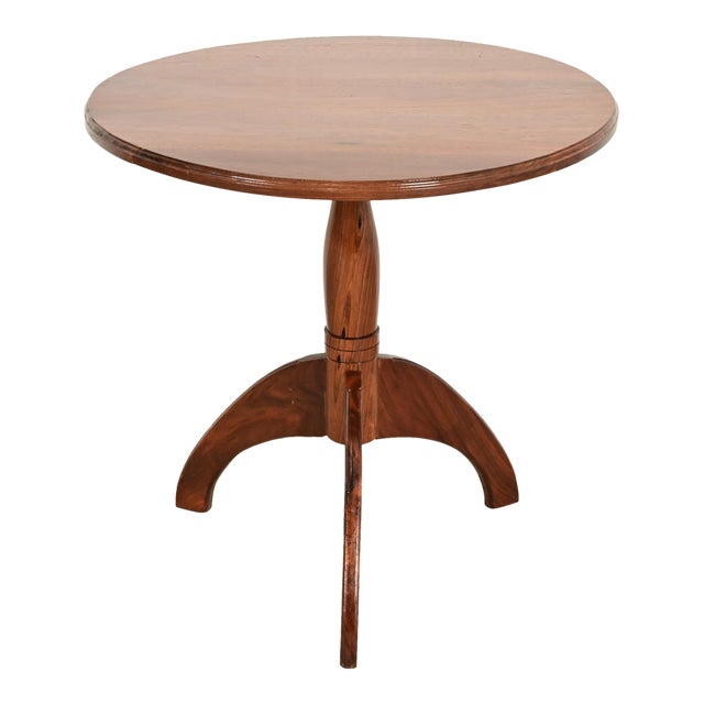 Early American Bench Made Sculpted Solid Walnut Pedestal Tea Table or Side Table For Sale