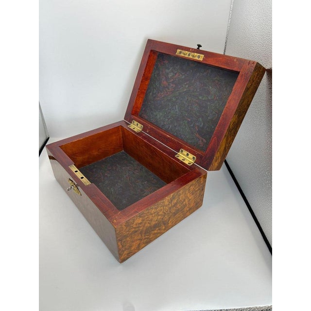 Late Biedermeier Box in Walnut and Walnut Burl, Austria, 1850s For Sale - Image 3 of 18