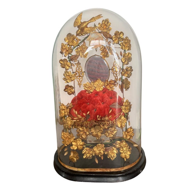 19th-C.French Victorian Bridal Wedding Glass Cloche For Sale In Los Angeles - Image 6 of 16