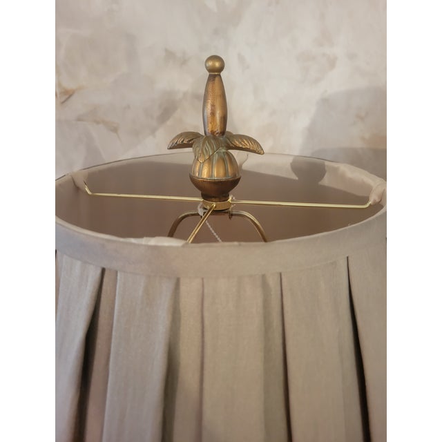 Metal Vintage Gold Gilt Hollywood Regency Palm Frond Pleated Shades Table Lamps- A Pair For Sale - Image 7 of 8