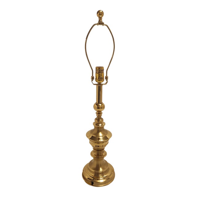 Stiffel Neoclassical Polished Brass Candlestick Table Lamp For Sale