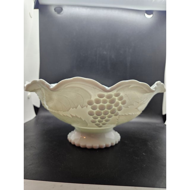 Vintage l.e. Smith White Milk Glass Grape & Leaves Pedestal Compote C1980s Usa 10"dia For Sale - Image 4 of 4