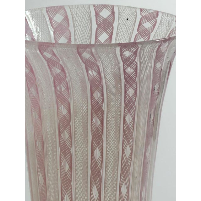 Gold Murano Pink Zanfirico and Latticino Glass Trumpet Vase, Italy, 1950s For Sale - Image 8 of 10