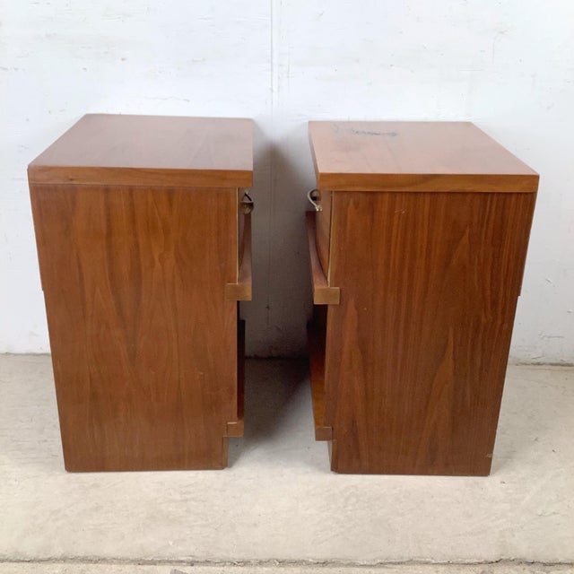 Mid-Century Walnut Nightstands, Pair For Sale In Philadelphia - Image 6 of 12