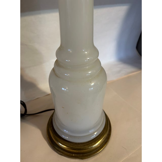 Vintage Frederick Cooper French Opaline Glass Column Table Lamp With Brass Base For Sale In Atlanta - Image 6 of 10