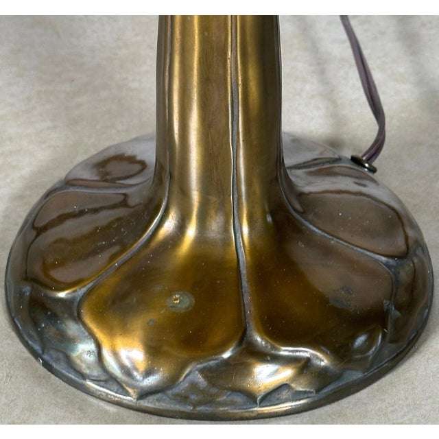 Antique Handel Reverse Painted Glass Floral Boudoir Table Lamp For Sale - Image 12 of 15