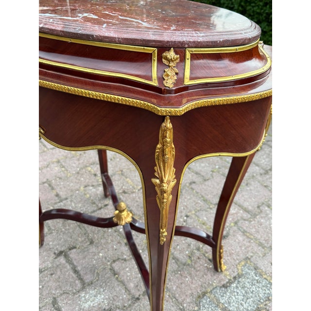 1900s French Louis XVI Mahogany Bronze Marble Side Table For Sale - Image 13 of 17
