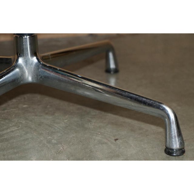 Brown EA 108 Swivel Desk Chair by Charles and Ray Eames For Sale - Image 11 of 17