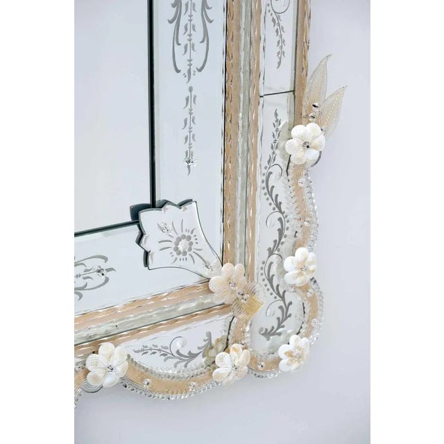 Venetian Mirror in Murano Glass with Golden Flowers, 1980 For Sale - Image 6 of 12