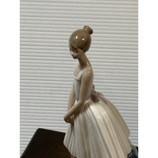 Lladro Francisco Catalá for Lladró Ballet Pose Porcelain Figurine, Signed For Sale - Image 4 of 12