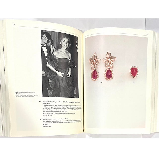 Jacqueline Kennedy Onassis Estate Auction Catalog - Sothebys 1996 For Sale - Image 6 of 9