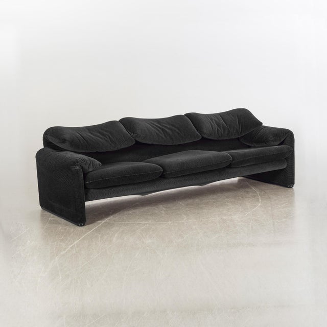 Black 1990s Vico Magistretti Maralunga Sofa Cassina Black Italy For Sale - Image 8 of 8