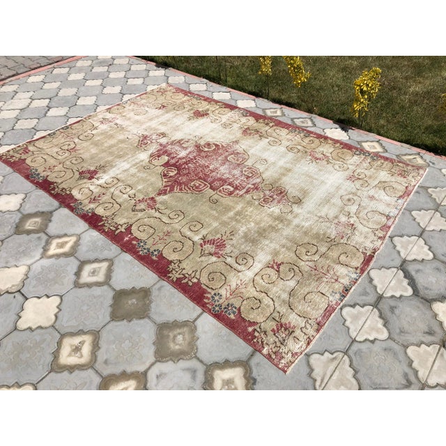 Turkish Vintage Anatolian Cream Wool Rug For Sale - Image 3 of 9