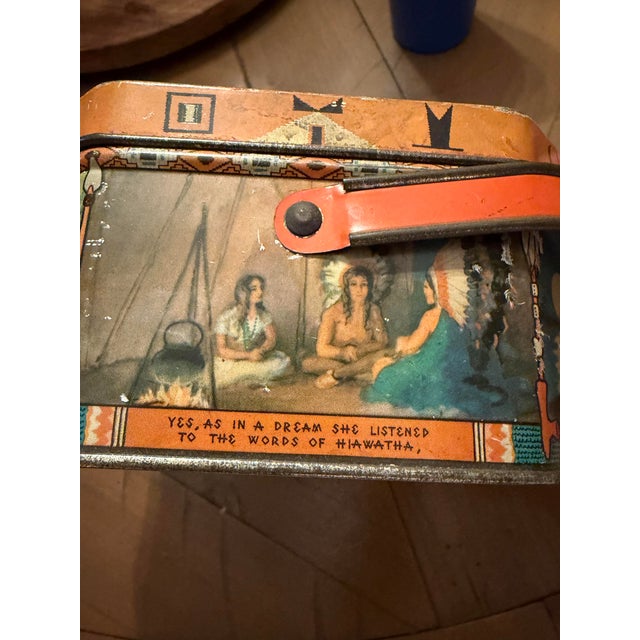 Early 20th Century 1930s Loose-Wiles Hiawatha’s Wedding Journey Lithographed Biscuit Tin For Sale - Image 5 of 10