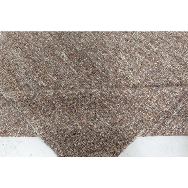 Early 21st Century Modern Flat-Weave High-Low Runner in Nettle Mix & Yak Wool by Doris Leslie Blau For Sale - Image 5 of 8