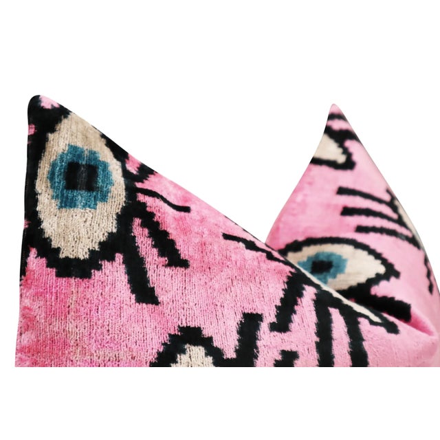 2020s Contemporary Pink Velvet Throw Pillow & Down Insert For Sale - Image 5 of 11