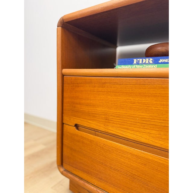 MCM Teak Rolling Tv Stand Cart Two Drawers Danish Modern Vintage For Sale - Image 14 of 14