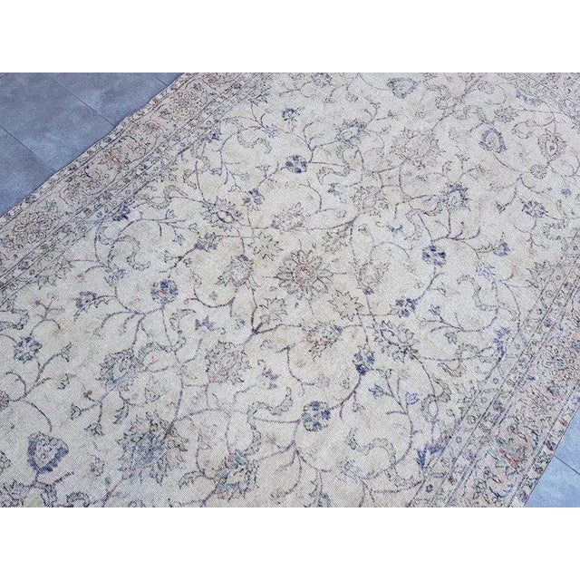 1960s Bohemian Handknotted Vintage Rug For Sale - Image 9 of 11