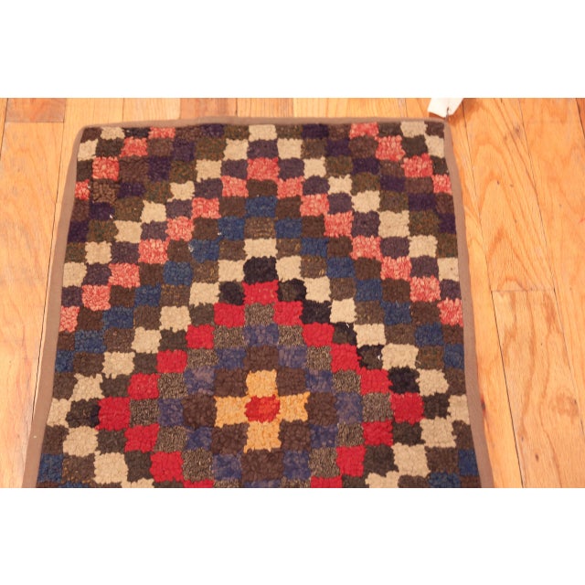 1920s Nazmiyal Collection Bold Geometric Pattern Antique American Hooked Rug For Sale - Image 5 of 6