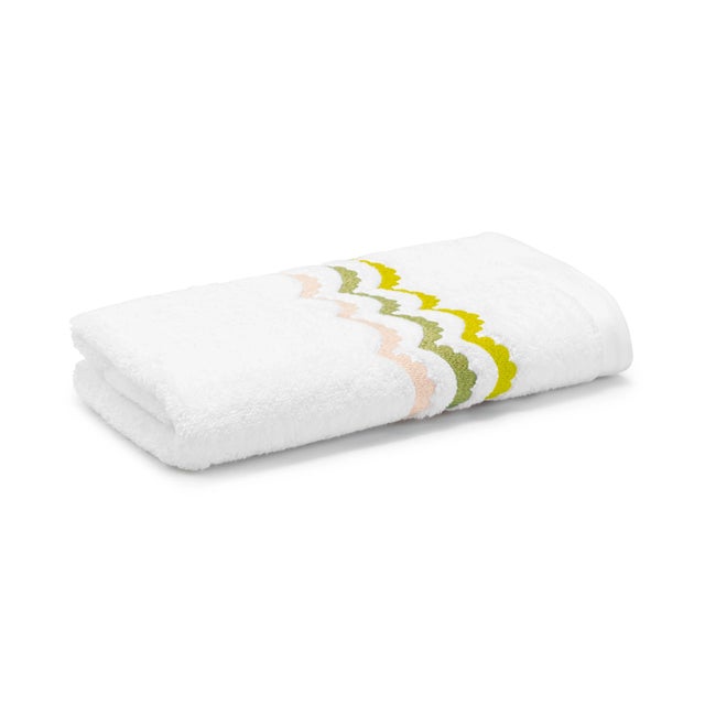 Hamburg House Celerie Kemble + Hamburg House Pink and Green Scallop Towel Set - 3 Pieces For Sale - Image 4 of 6