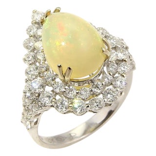 Diamonds & Pear Shaped Opal 18k White Gold Cocktail Ring - Size 6.5 For Sale