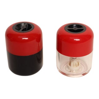 Vintage Italian Post-Modern Red and Black Salt and Pepper Mill by Guzzini For Sale