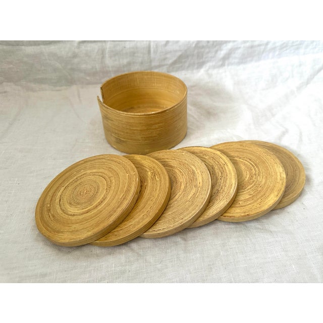 Set of 6 bamboo coaster with holder. Great for a beach decor or outside bbq, parties etc. counting the case it will be a...