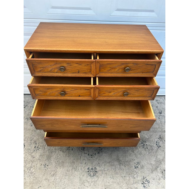 Mid-Century Modern Heritage Mid Century Modern Walnut 7 Drawer Chest of Drawers/Dresser... For Sale - Image 3 of 12