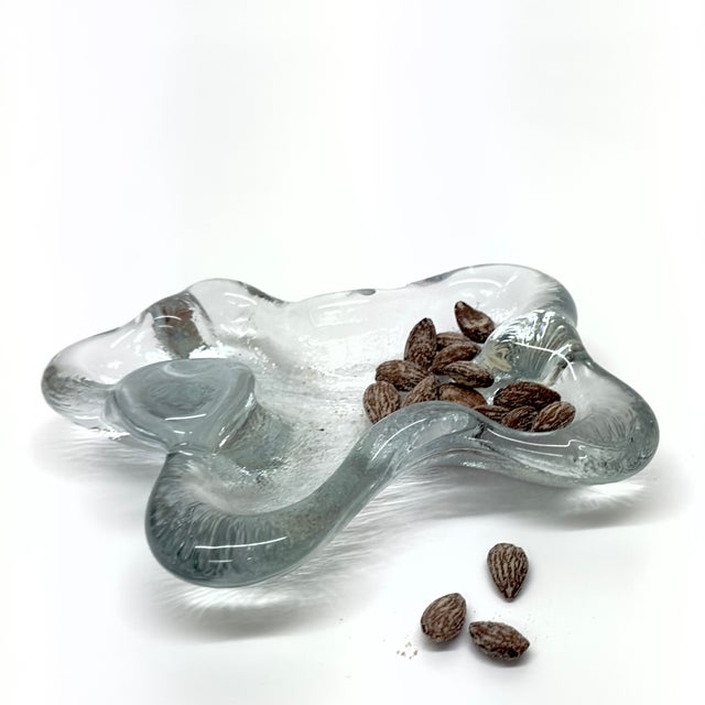 Glass Art Crystal Amoeba Bowl by Wayne Husted for Blenko For Sale - Image 7 of 9