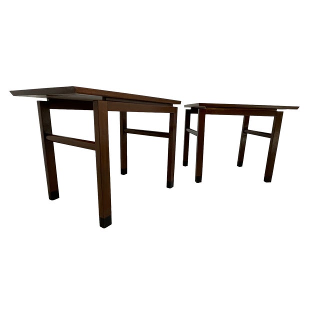 Mid-Century Modern Edward Wormley for Dunbar End Tables Pair, Mahogany, C. 1960s For Sale - Image 3 of 10
