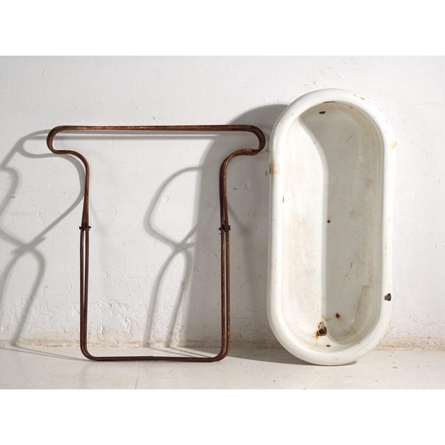 Bathtub in Enamelled Iron Central Europe, 1950 For Sale - Image 10 of 12