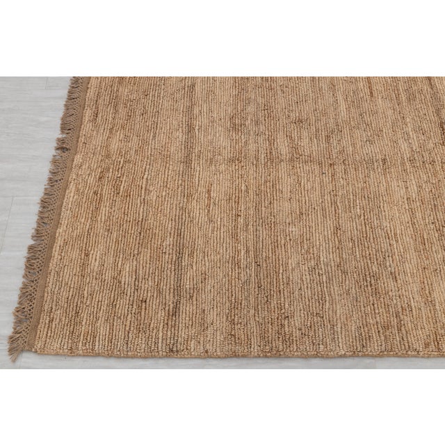 Tan High Quality Hand Knotted Tan Natural Jute Loop Pattern Solid Rug 9x12Ft. For Sale - Image 8 of 12
