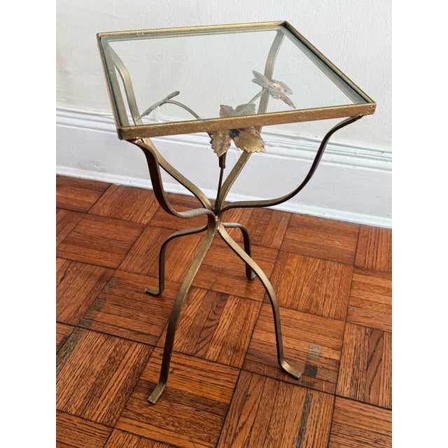 Metal 1970s Hollywood Regency Gilt Metal Ivy Leaf Plant Stand Side Table For Sale - Image 7 of 12