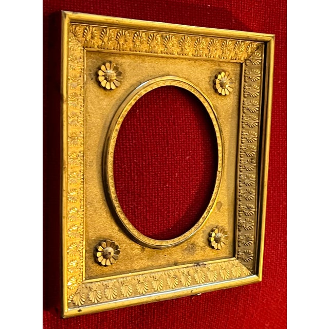 Antique 19th Century French Empire Gilt Bronze Ormolu Small Picture Frame For Sale - Image 10 of 18