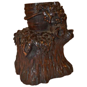 Black Forest Carving of Bucket of Grapes, Stump