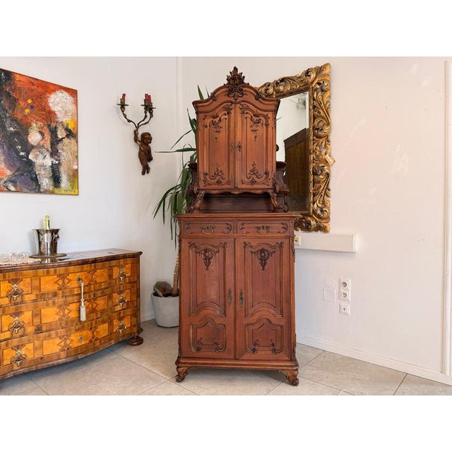 Traditional Pipe Baroque Top-Fronted Buffet Cabinet in Oak For Sale - Image 3 of 9