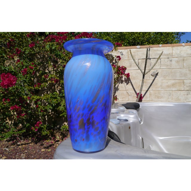Contemporary Blue Ombre Art Cased Glass Vase With Gold Glitter Drip Swirl Accents Hand Blown For Sale In Orlando - Image 6 of 13